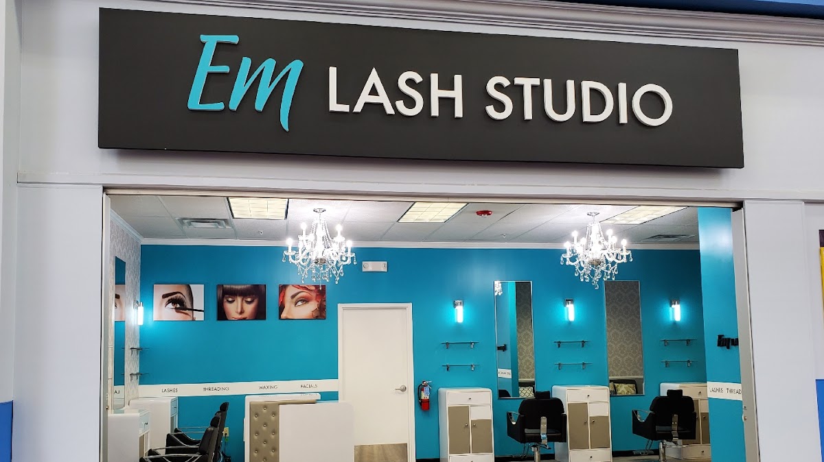 EM LASH STUDIO #4118 photo 3